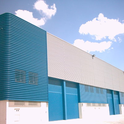 FACHADA DE NAVE INDUSTRIAL