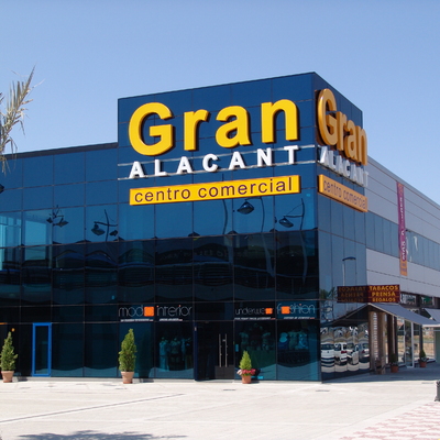 FACHADA DE MURO CORTINA