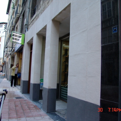 fachada de tienda en Sirvas de Jesus