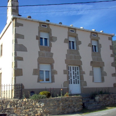 fachada en peidra