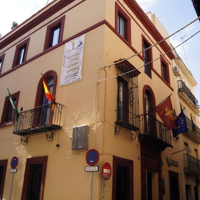 Fachada Pension Redes