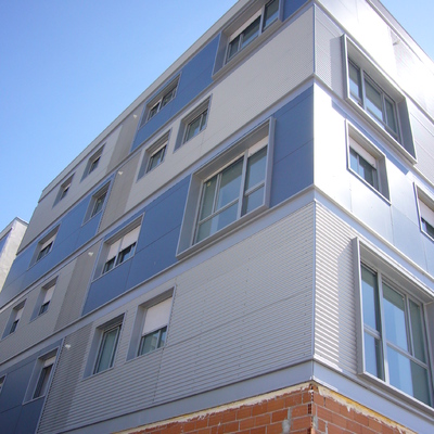 FACHADA VIVIENDA VENTILADA