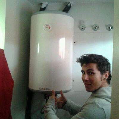 Termo eléctrico de 80 lts Vertical