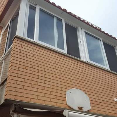 Cerramientos de aluminio techo imitacion teja