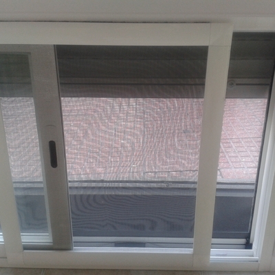 Mosquitera corredera