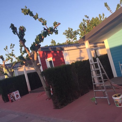 Decoración de casas prefabricadas en Camping Internacional la Marina-Elche (A).