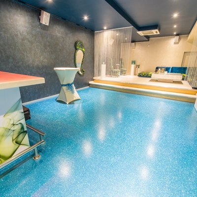 foto 4MM_decoración de micro cemento en interior