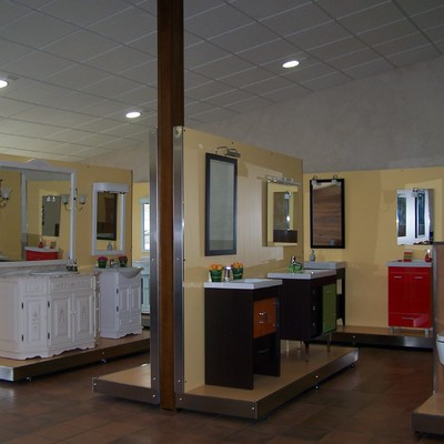 FOTO EXPOSICIÓN BAÑOS SUMICAL