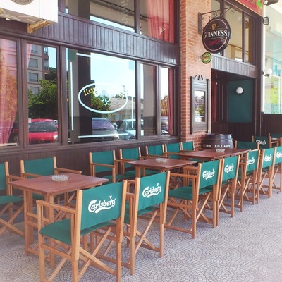 Café Bar LLoyd Nolan