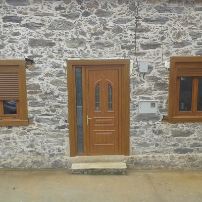 Ventanas de aluminio en lacado madera