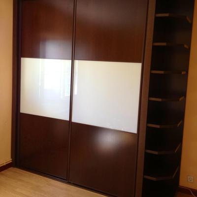 FRENTE CON TERMINAL.