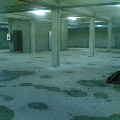 Garage soterrado en poligono P.I.S.A.