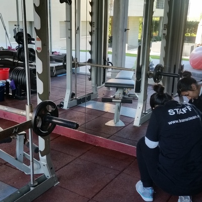 Limpieza de la casa de gimnasio