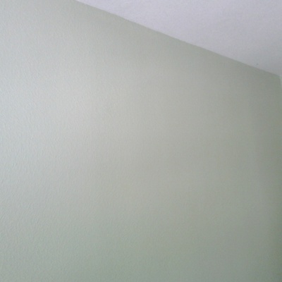 habitacion verde claro