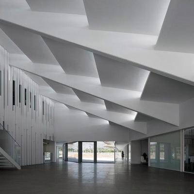 HALL DE LAS OFICINAS DEL GRUPO AZAHAR