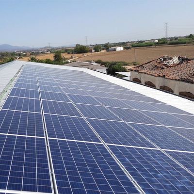 Placas solares en intalacion ganadera 3