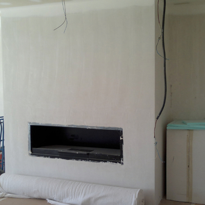 Hogar metálico panorámico abierto