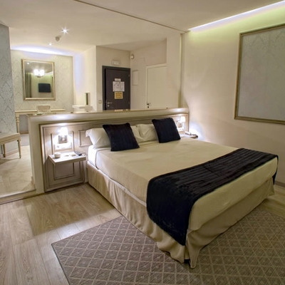 HOTEL LUVE. SAN ANTONIO DE BENAGÉBER