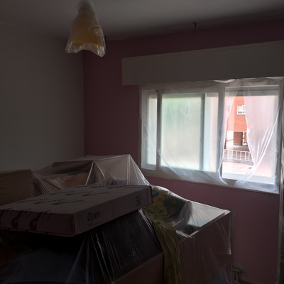 Pintura plástica en colores 