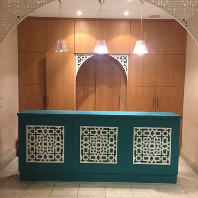 Rehabilitación entrada mostrador spa Alanda