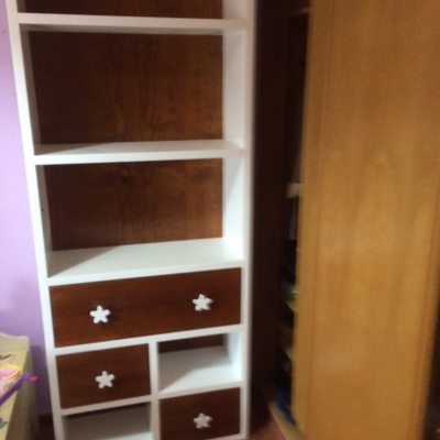 Estantería infantil de madera maciza!