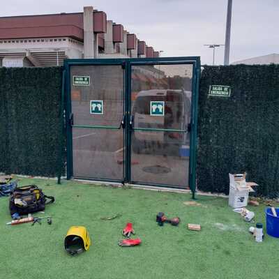 PUERTA VALLA EXTERIOR