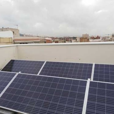 Instalacion fotovoltaica comunidad de vecinos Barcelona