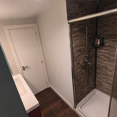 Reforma integral de baño pequeño en hendaya