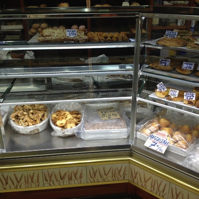 vitrina iluminada con tira led