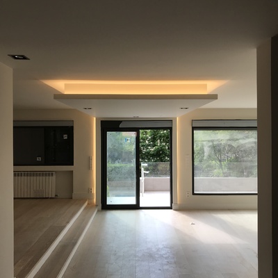 REGULACIÓN LED POR MEDIO DE PULSADORES