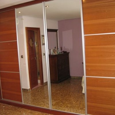 ARMARIO COMBINADO CON ESPEJOS