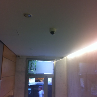 Camaras de video vigilancia.