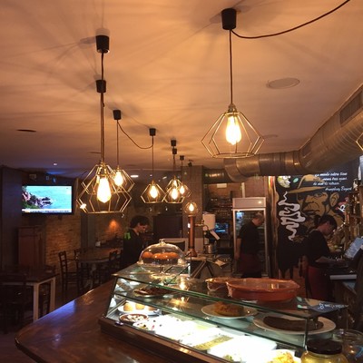 Iluminación vintage en bares y restaurantes