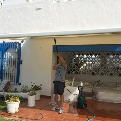 LIMPIEZA DE TOLDO EN CASA DE LA DUQUESA DE ALBA