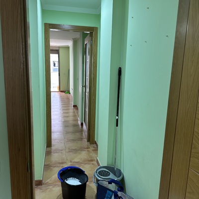 Trabajo de pintura realizado en una vivienda