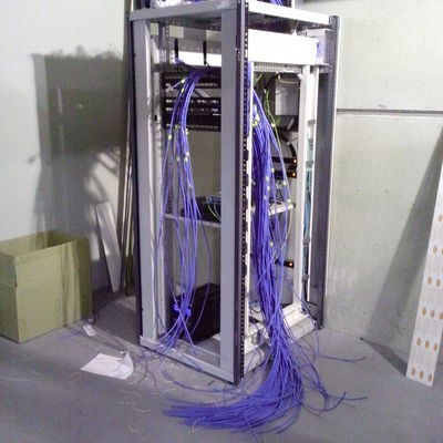 Rack informático Pol. Sabón.