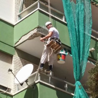 rehabilitacion de cornisas nueva malaga