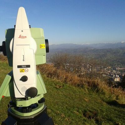 vertice geodesico oviedo