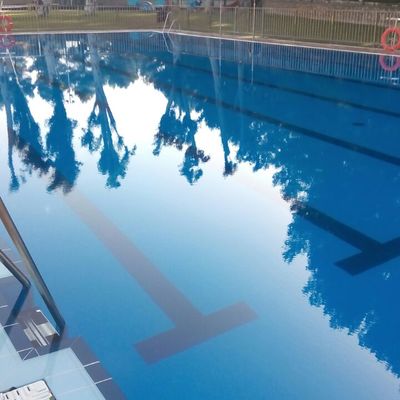 Mantenimiento de piscina en comunidad