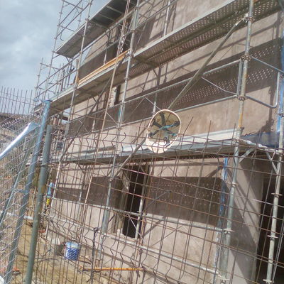 Fachada de vivienda unifamiliar