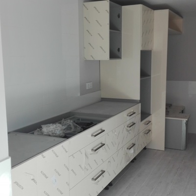Diseño e instalación de mobiliario de cocina