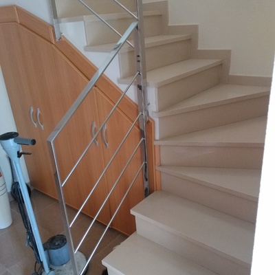 Tambien realizamos pulidos de escaleras y lugares de dificil acceso