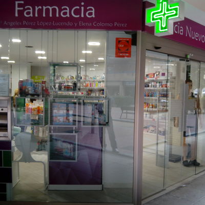 Fachada lateral Farmacia Nuevo Versalles