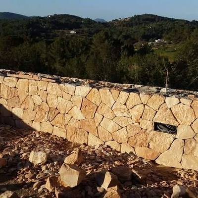 REHABILITACIÓN de muros de piedra