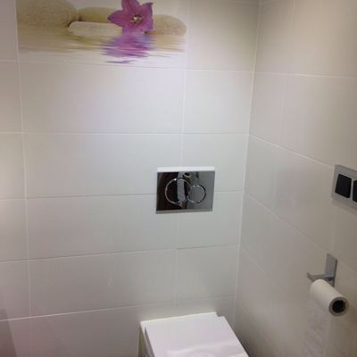 Taza con cisterna empotrado 