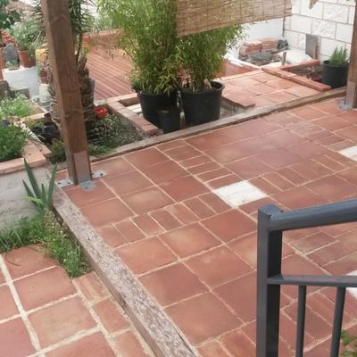 JARDÍN, PÉRGOLA, HUERTO. Jardihuert@