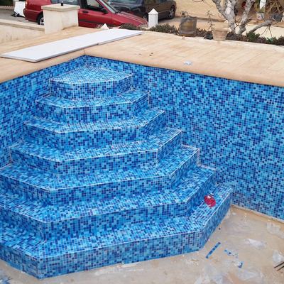 En proceso de fabricación de piscina 