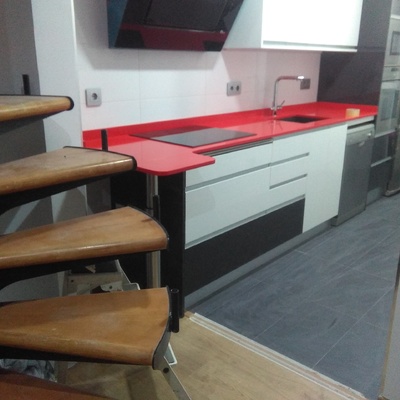 Cocina office en Selva de Mar