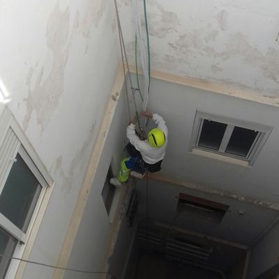 Apoyo vertical para preinstalacion de aires acondicionado