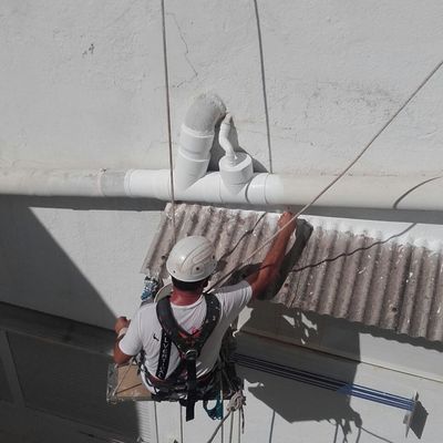 Reparación en bajante